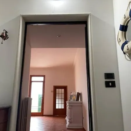Emozioni Dal Porto Apartment Trani Exterior photo