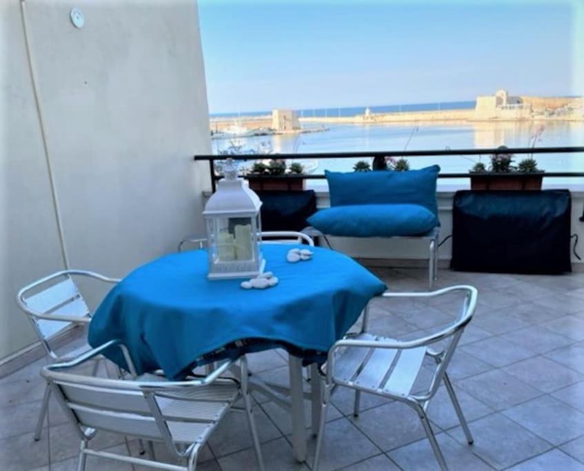 Emozioni Dal Porto Apartment *